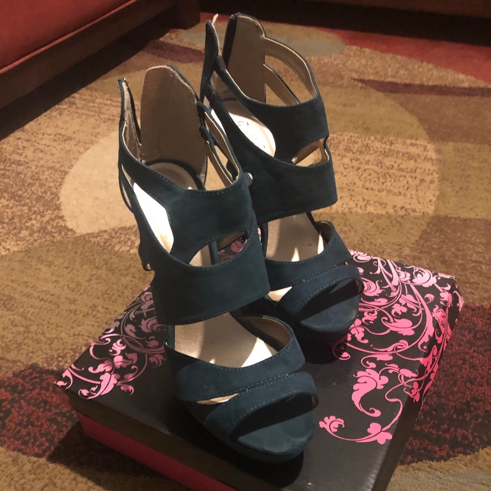 Teal stiletto heels